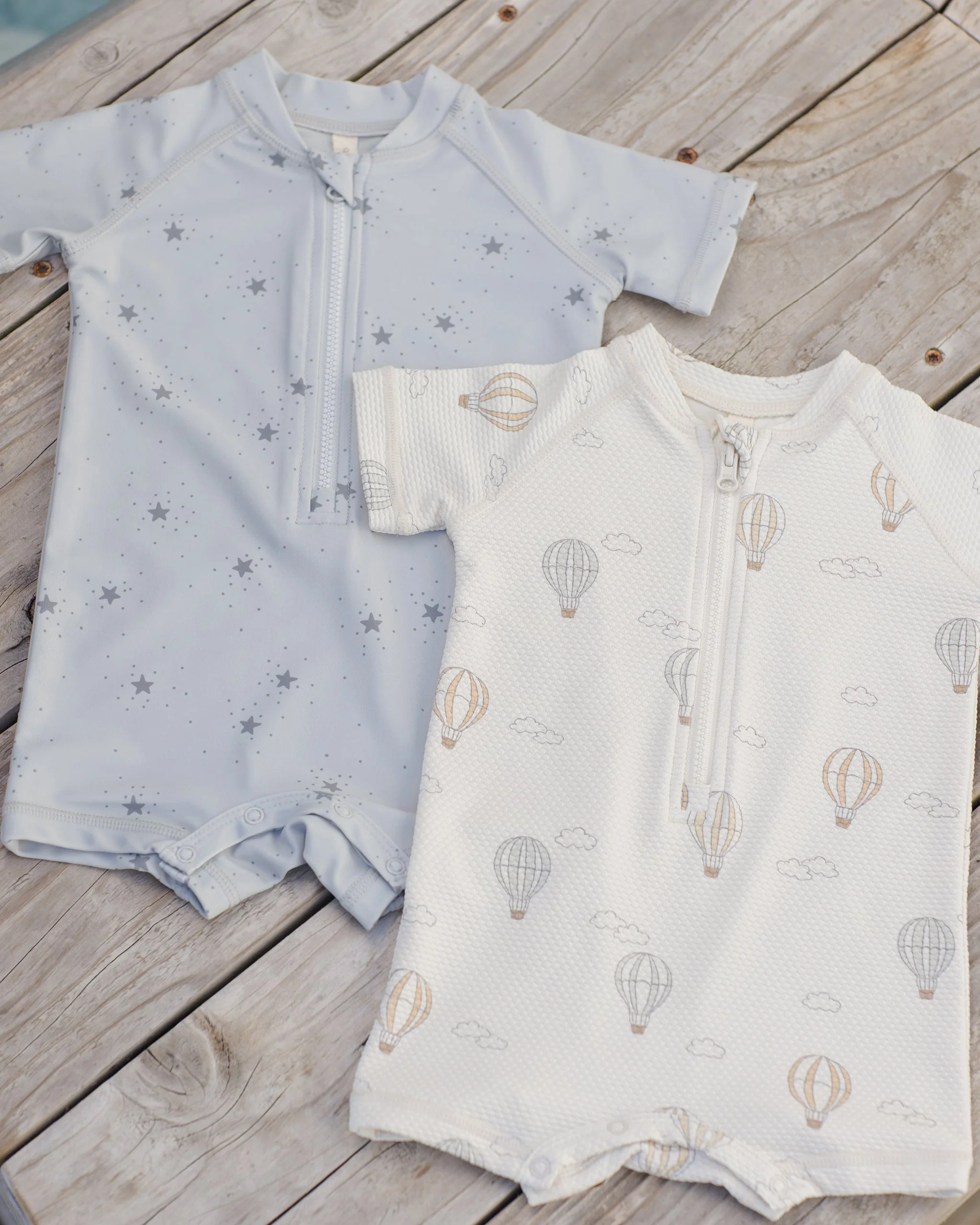 -Zip Rashguard One-Piece || Twinkle- - Image 3